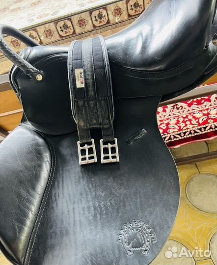 Седло для лошади