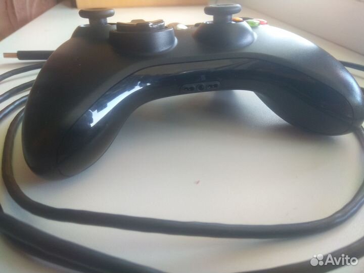 Оригинальный проводной геймпад Microsoft Xbox360