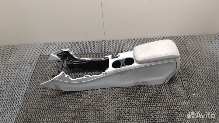 Консоль салона Mercedes CLA C117 2013, 2016