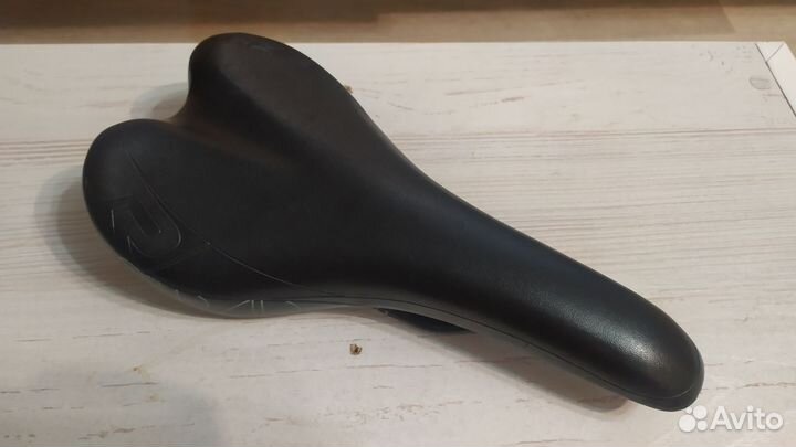 Седло подножка насос