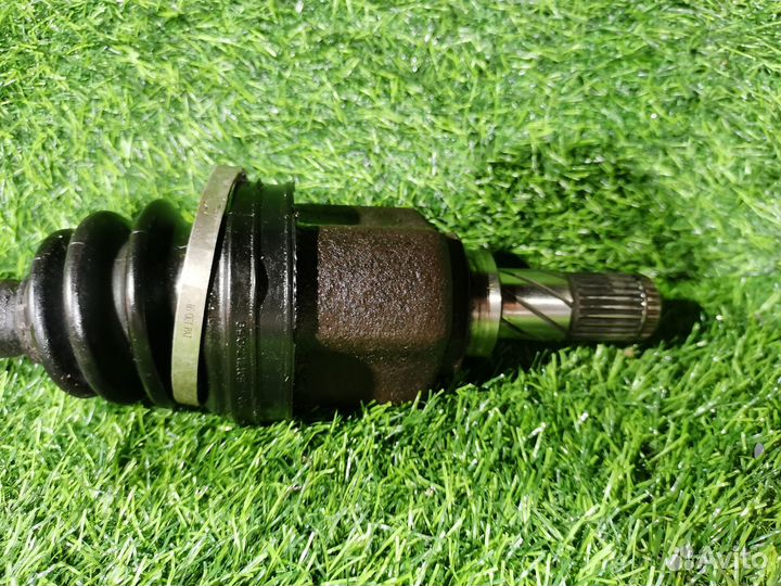 Правый привод Nissan Note E11 1.6 АКПП