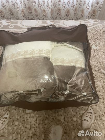 Бортики в кроватку