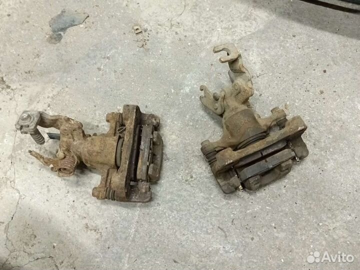 Суппорт тормозной задний ниссан максима а33 правый