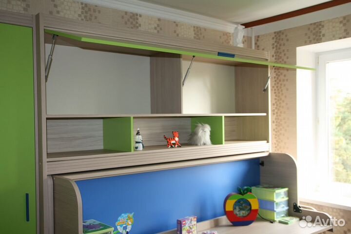 Кровать-стол трансформер