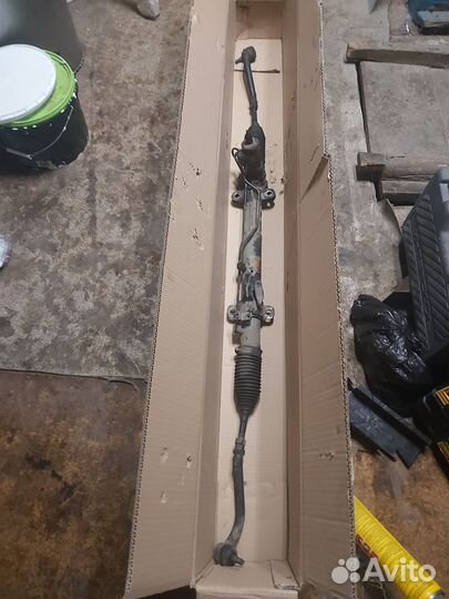 Рулевая рейка на кио соренто 2011г