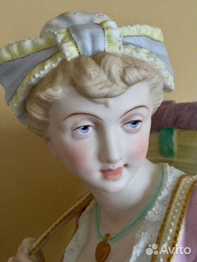 Парные антикварные статуэтки.50 см. Франция