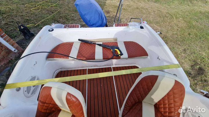 Катер Одиссей 530 каютный с мотором Yamaha 100 лс