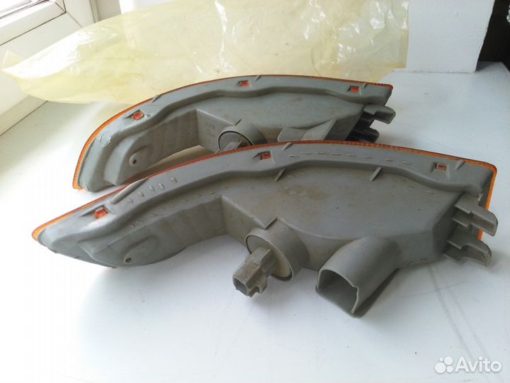 Указатели поворота toyota corona AT19x, ST19x. нов