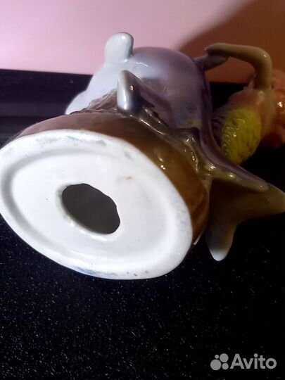 Статуэтки из фарфора