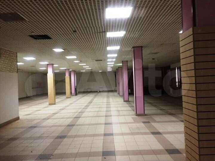 Торговая площадь, 1200 м²