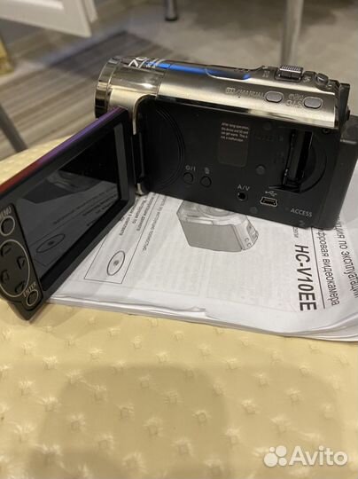 Видеокамера Panasonic hc-v10