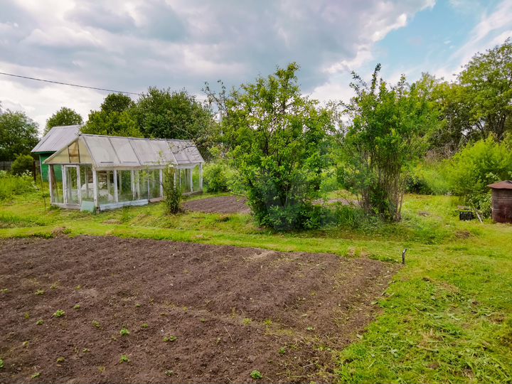 Дача 10 м² на участке 8 сот.