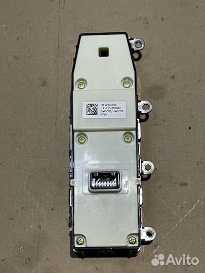 Блок управления стеклоподъемниками Kia K900