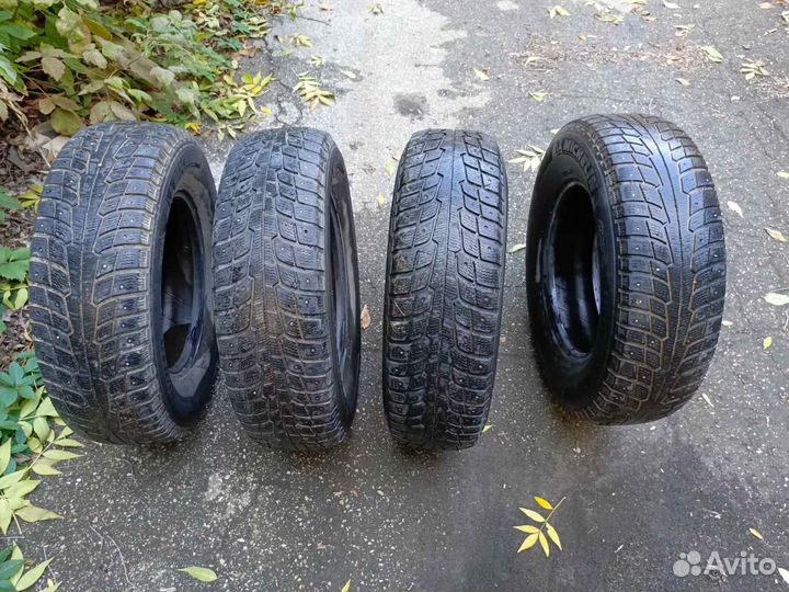 Michelin Latitude X-Ice North 225/75 R16