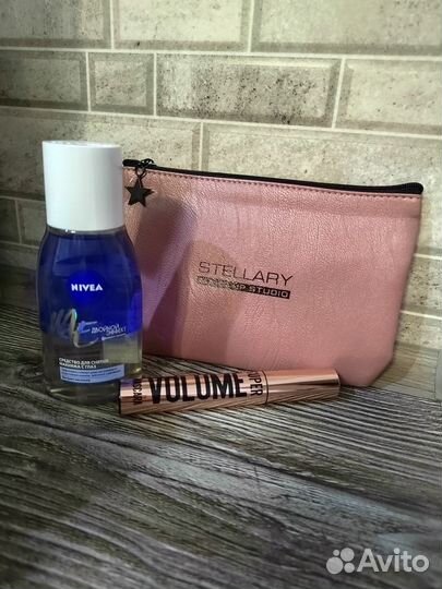 Мицеллярная вода Garnier и Ч. Жемчуг и маски