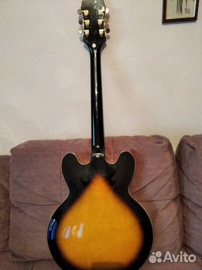 Полуакустическая электрогитара epiphone sheraton 2