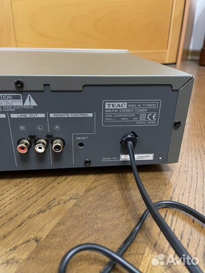 Тюнер Teac T-H500