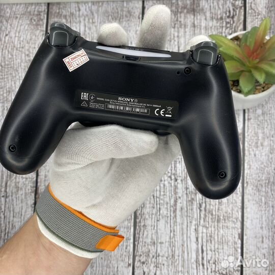 Геймпад Sony PS4 Dualshock 4