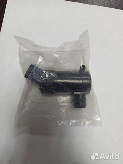 Насос омывателя Kia Sportage 3 SL 985103W000