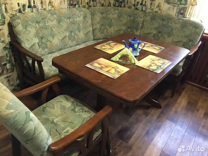 Кухонный уголок