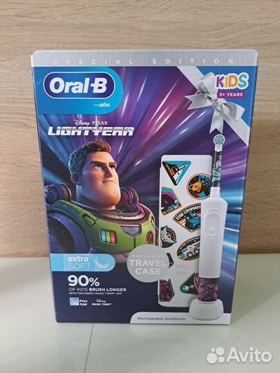 Детская электрическая зубная щетка Oral-B Kids