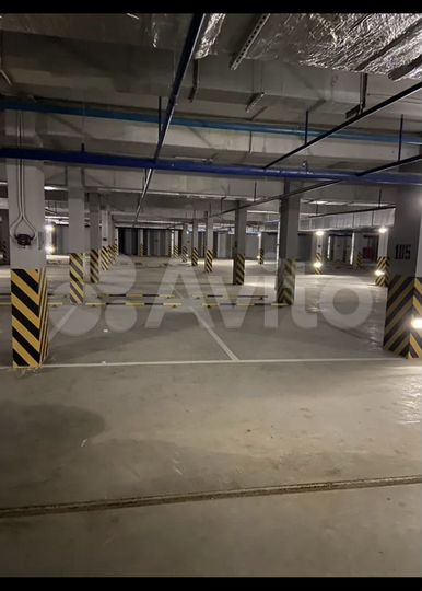 Машиноместо, 19 м²