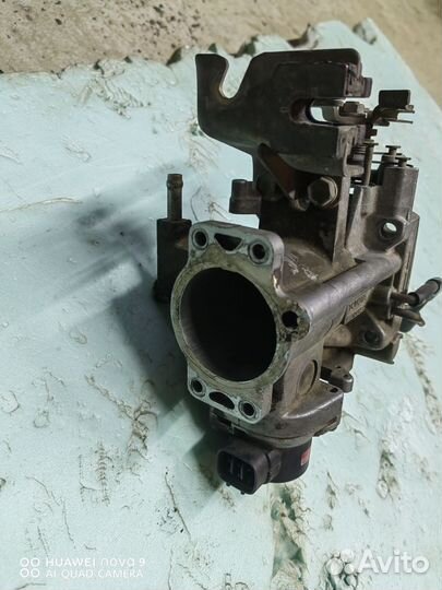 Дроссельная заслонка