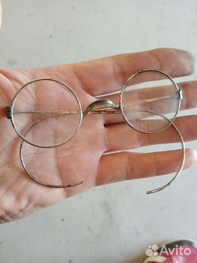 Очки старинные