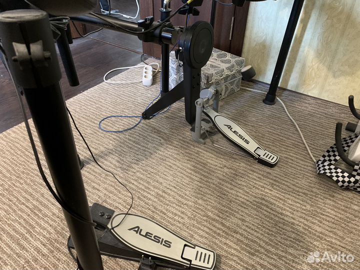 Электронные барабаны alesis nitro mesh kit