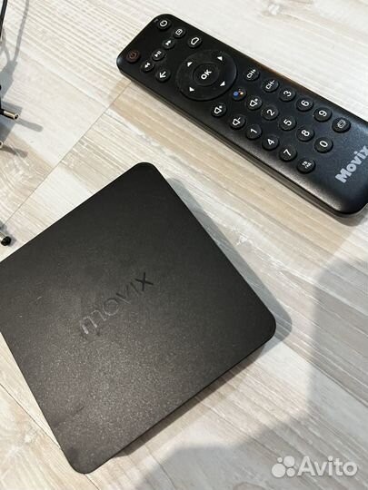 SMART tv приставка movix pro