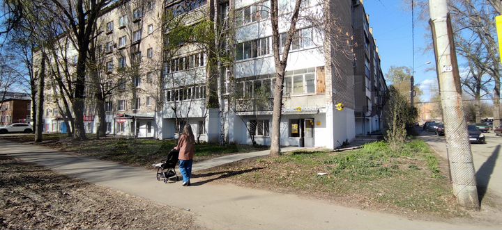 Торговая площадь, 93.6 м² с арендатором