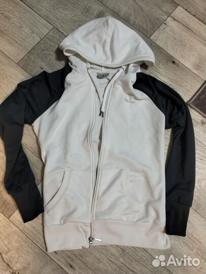 Спортивный костюм женский