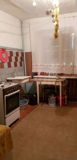 Комната 12 м² в 5-к., 3/5 эт.