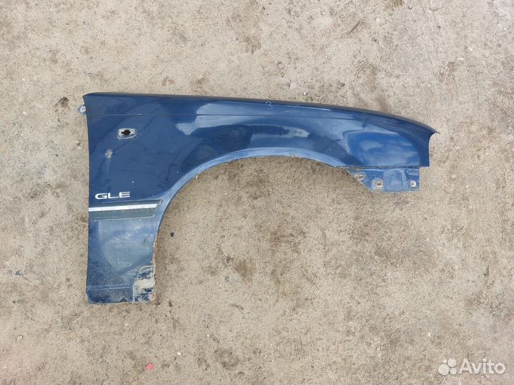 Крыло переднее правое на Daewoo nexia N100 N150