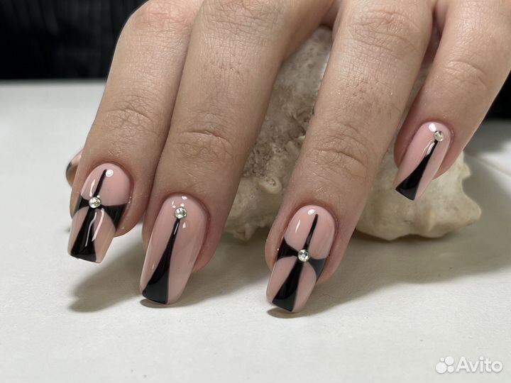 Комбинированный маникюр.Зеленая роща