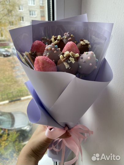 Клубника в шоколаде букеты цветы