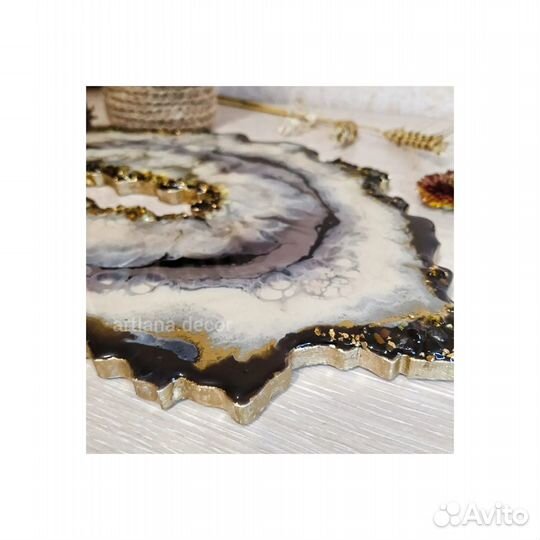 Панно из эпоксидной смолы Срез камня