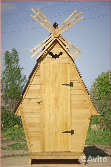 Уличный туалет с декором июц 101