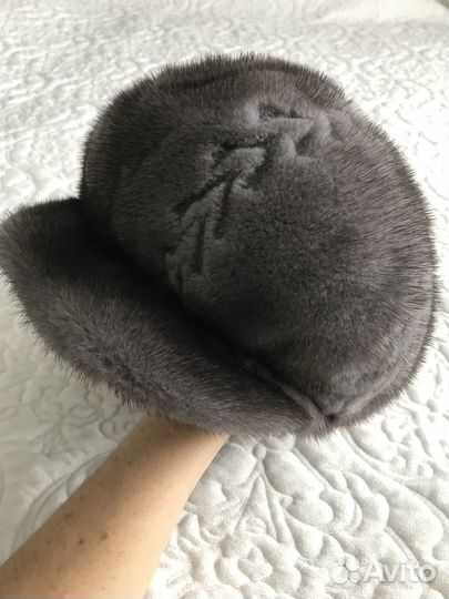 Шапка-берет норковый