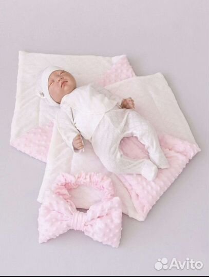 Комплект на выписку для девочки