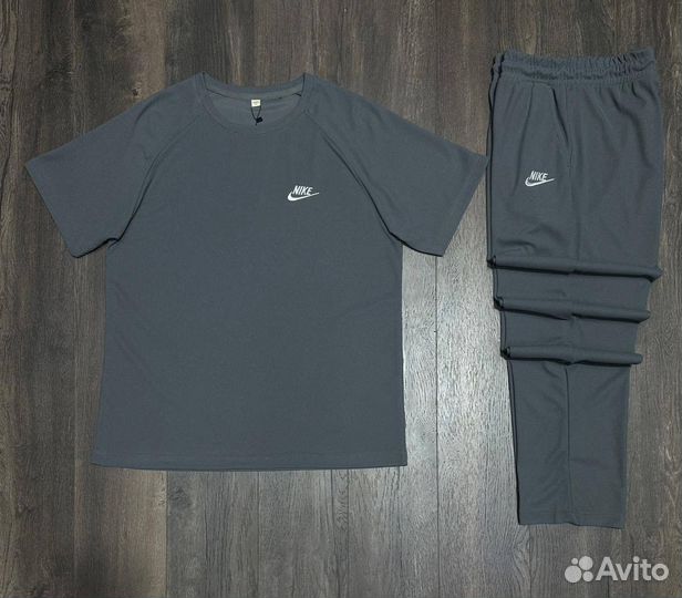 Спортивный костюм nike