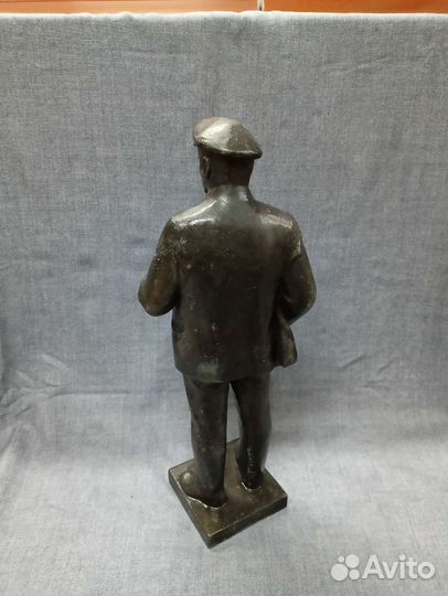 Статуэтка Ленин