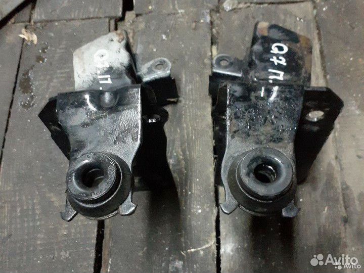 Усилитель переднего бампера Audi Q7 4L