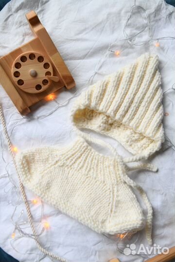 Шапка и манишка осень/зима, комплект