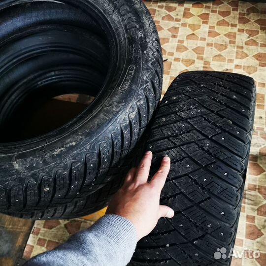 Goodyear Cargo Ultra Grip 225/60 R17
