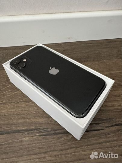 iPhone 11, 64 ГБ