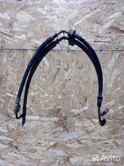 Трубка гур Mazda Familia