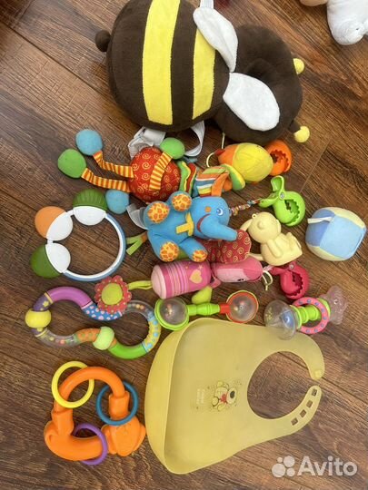 Игрушки для малыша