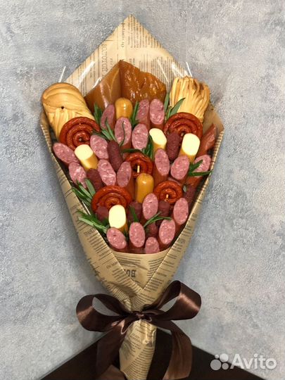 Съедобные букеты мясной букет из колбасы и сыра