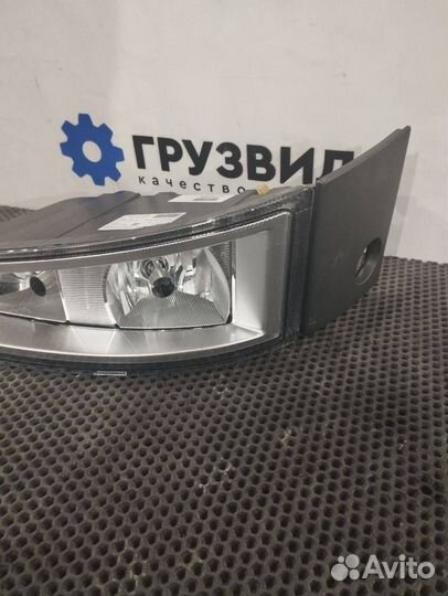 Фара противотуманная левая Volvo FH4 84186279